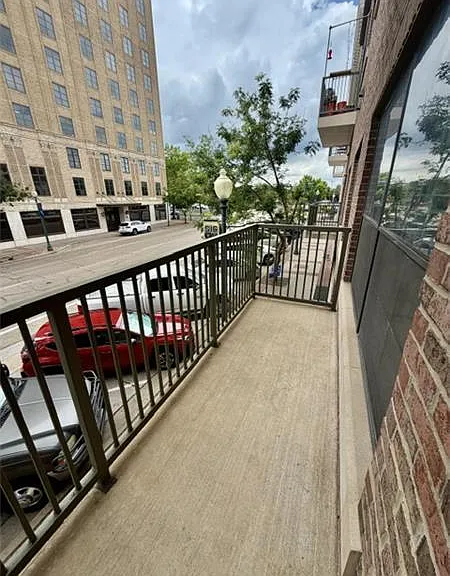 330 Austin Ave #208 — Photo 6