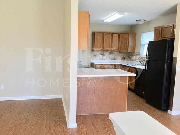 5th image of 687 Bobolink Ct