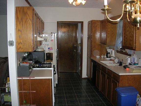 Spacious kitchen