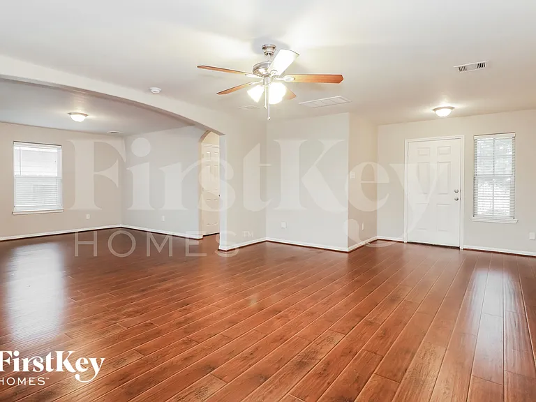 17203 Osprey Landing Dr — Photo 3