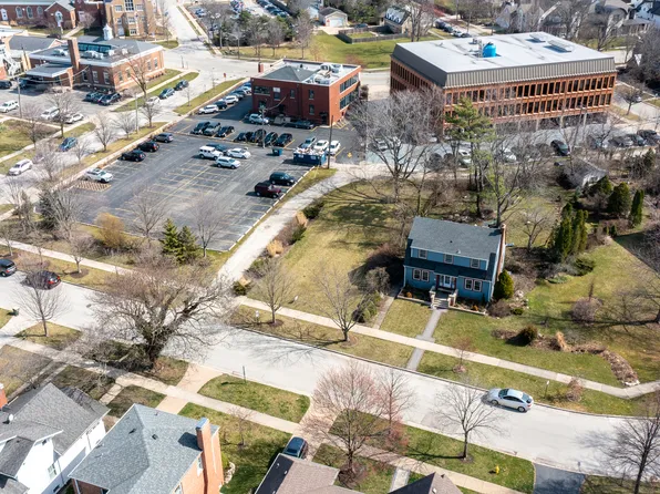 113 S Fairview Ave, Park Ridge, IL 60068