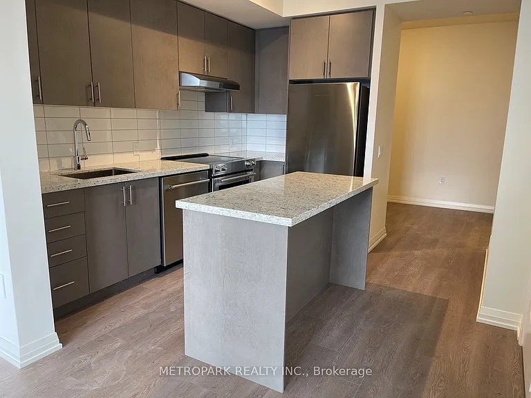 9000 Jane St #1506 — Photo 8