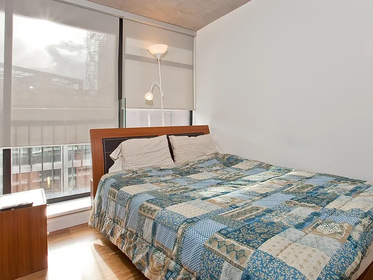 128 Cordova St W #807 — Photo 4