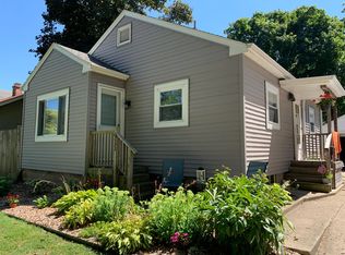 911 W Union St, Champaign, IL 61821