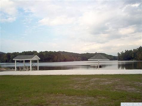 4th image of 70 Lake Shore Dr