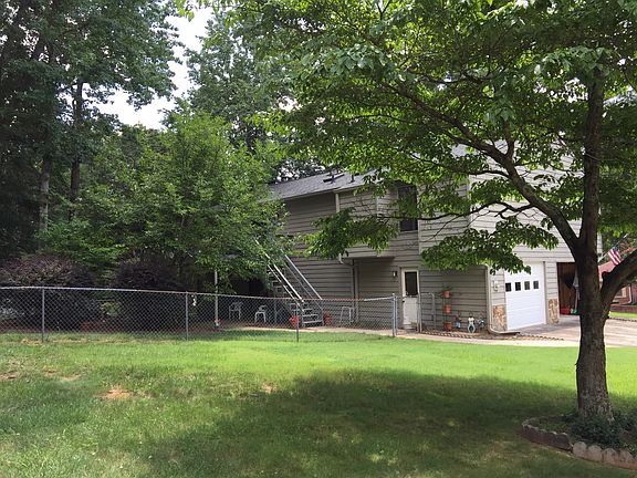 Street View (West Side)