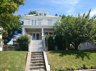 75 Manthorne Rd, West Roxbury, MA 02132