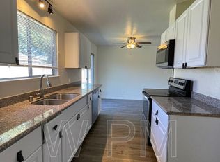 2561 Northcoast St, Santa Rosa, CA 95403