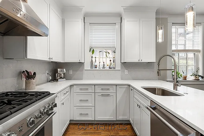 Building Photo - 119 Highland Ave #B