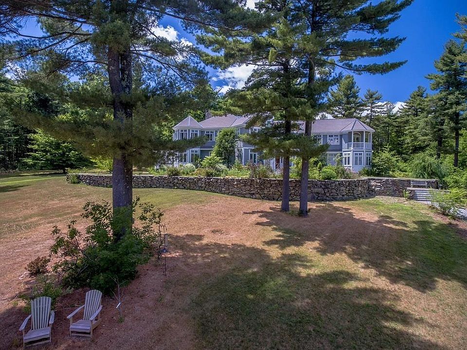 2nd image of 131 Beaman Rd