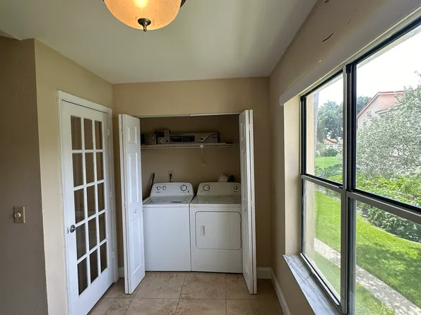3370 Pinewalk Dr N APT 1222, Pompano Beach, FL 33063