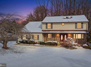 1290 Whirl A Way Ct, Gambrills, MD 21054