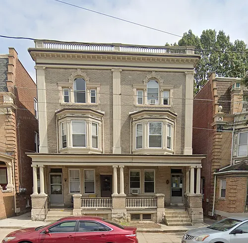 135 College Ave Photo 1