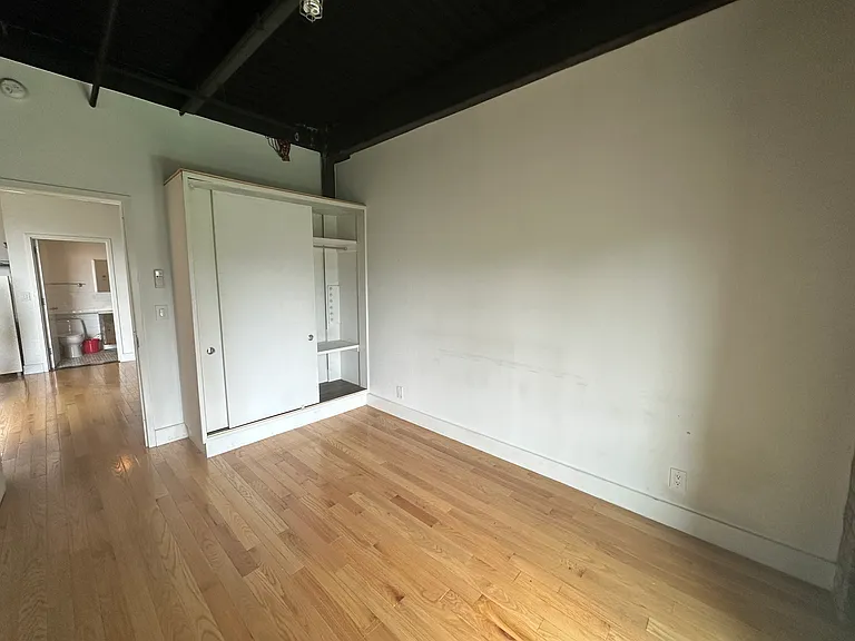 390 S 2nd St #4C — Photo 7