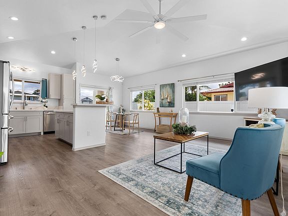4th image of 16-2088 Anthurium Dr