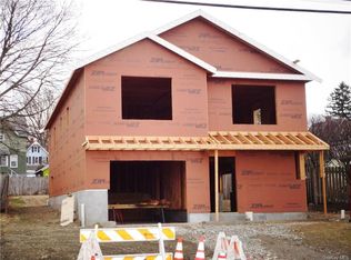 137 Wells St, Peekskill, NY 10566