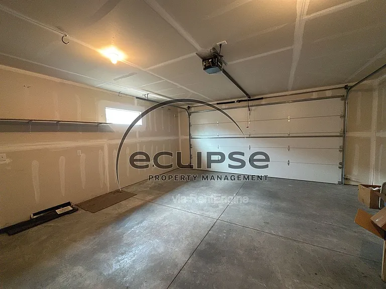 2921 Magnolia Ave — Photo 12