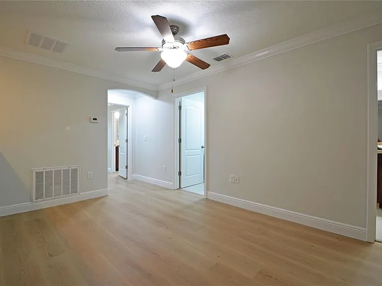 11925 Greengate Dr — Photo 18