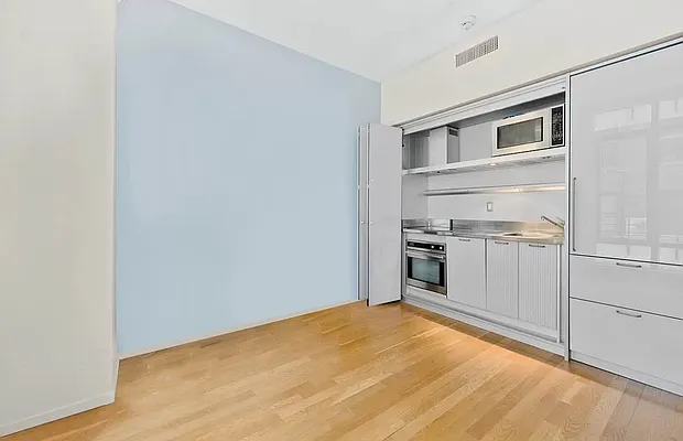 Rented by Luxhome LLC | media 11