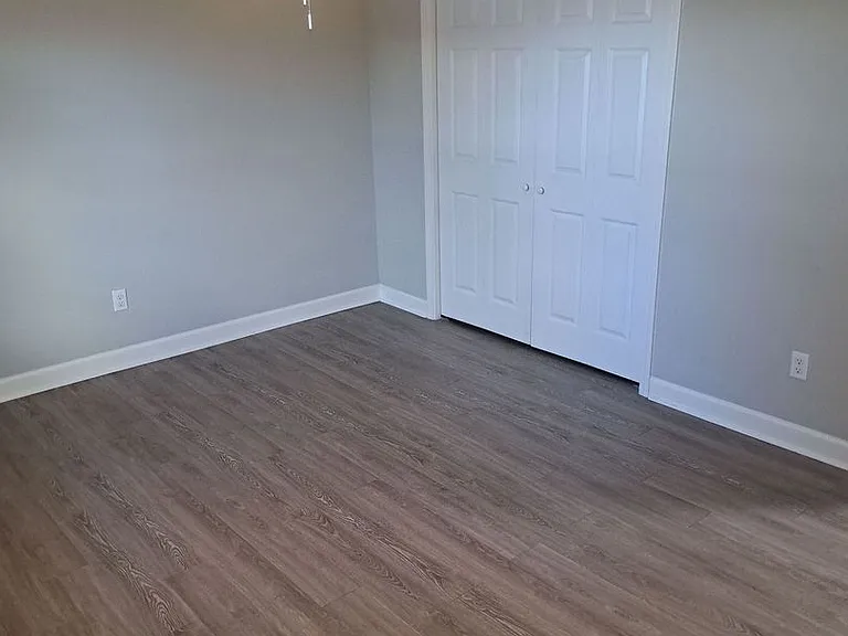 5921 Howard Rd — Photo 15