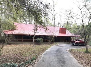 806 Deer Path Farms Rd, Ozark, AL 36360