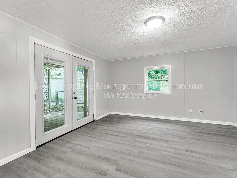 2804 W Washita St — Photo 11