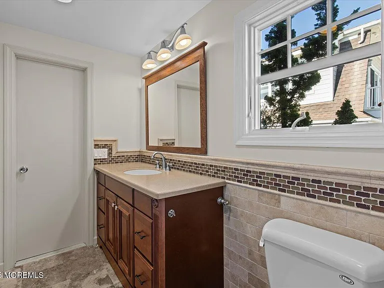 262 Sunset Ln — Photo 29