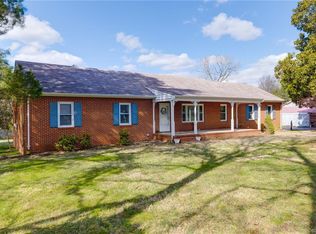 1910 Shallow Well Rd, Manakin Sabot, VA 23103