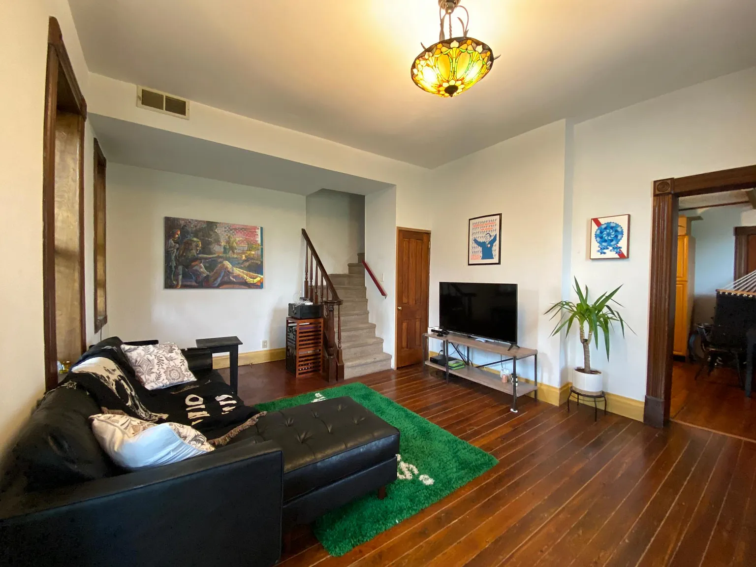2 bed, 1500 sqft, $2,100 — Photo 3