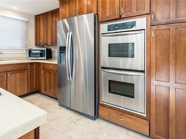 25145 Daisy Ave — Photo 9