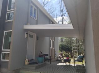 30 Ledgewood Rd, Kingston, RI 02881