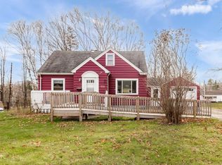 9318 Zimmerly Ave, Duluth, MN 55808