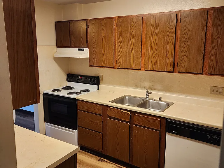 2421 4th Ave N #15 — Photo 12