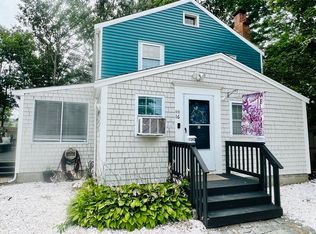 16 10th St, Wareham, MA 02571