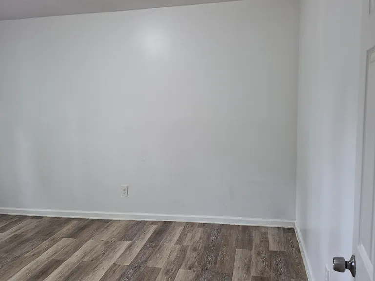 1277 Greenwich St SW #3 — Photo 11