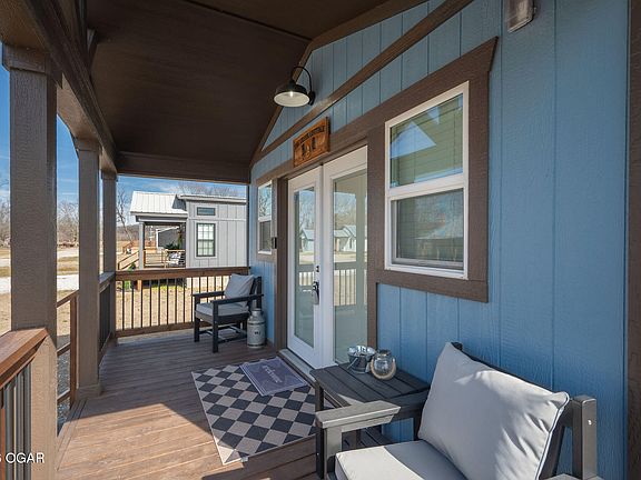 5th image of 112 Cottage Brook Cir