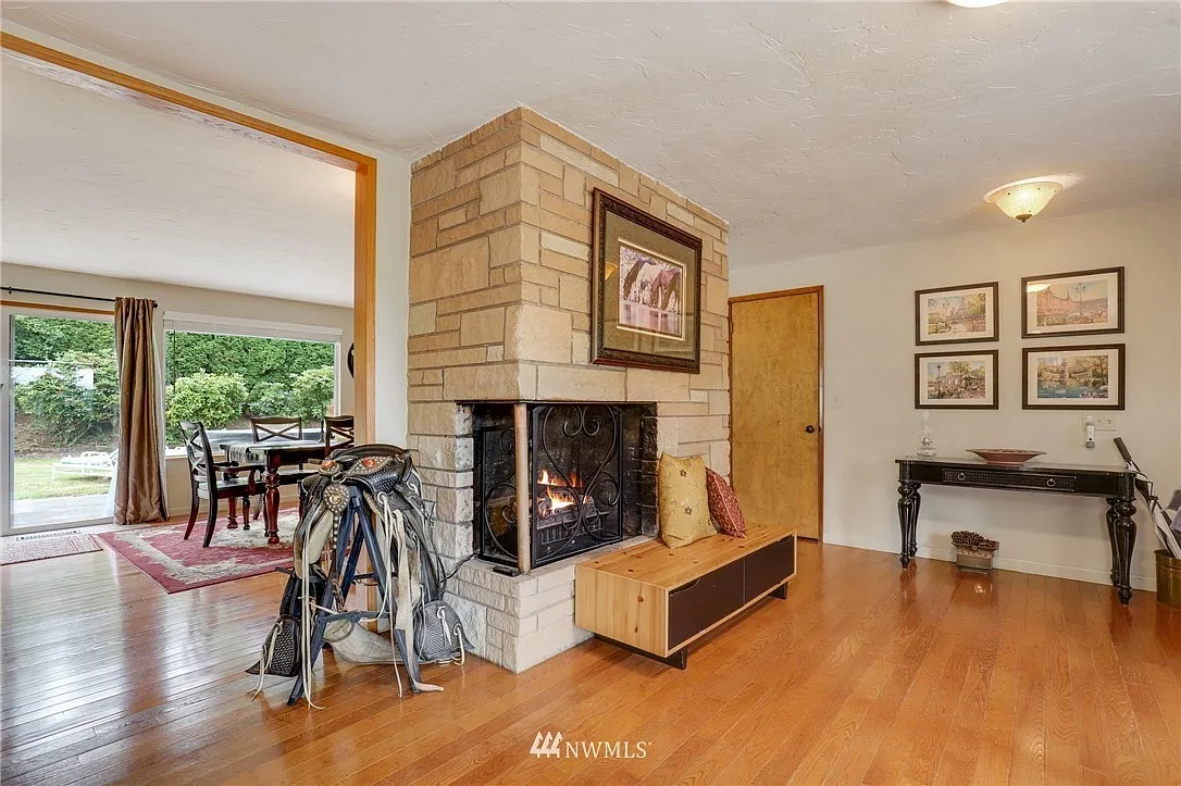 5742 Reid Dr NW — Photo 4
