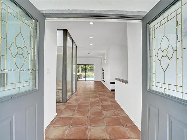 16610 Royal Poinciana Ct — Photo 17