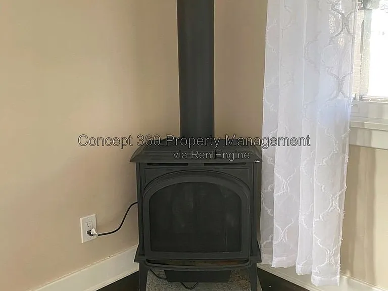 1144 E Appleton St #2 — Photo 12