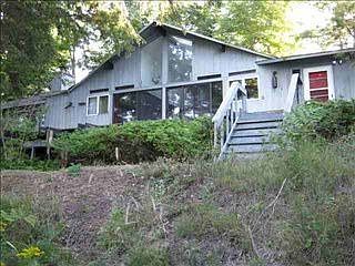 4th image of 11037 Lake Shore Dr