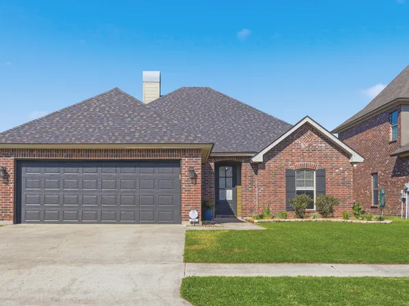 210 Cedar Grove Dr, Youngsville, LA 70592