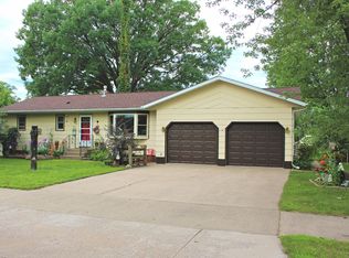 604 3rd St SW, Little Falls, MN 56345