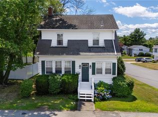 53 Wampanoag Trl, Riverside, RI 02915