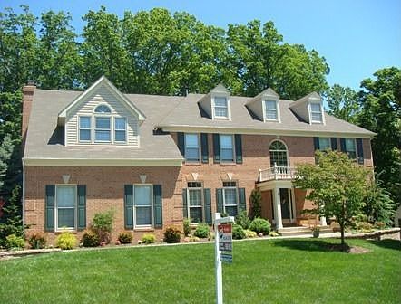 1st image of 8527 Oak Chase Cir