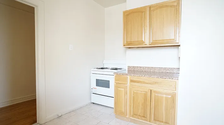 Rented by Karten & Lowe New York Real Estate LLC | media 3