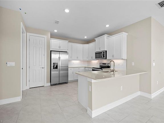 2nd image of 1004 Tranquil Brook DR