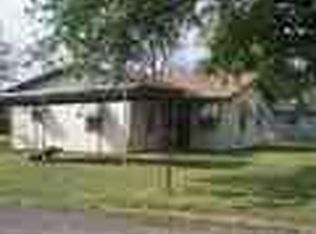 701 N Angelina St, Henrietta, TX 76365