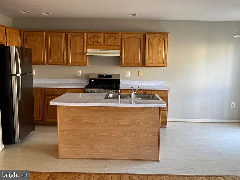 11105 Doubleday Ln — Photo 10