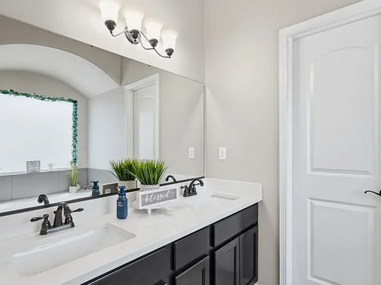 13655 Stonor Ct — Photo 20