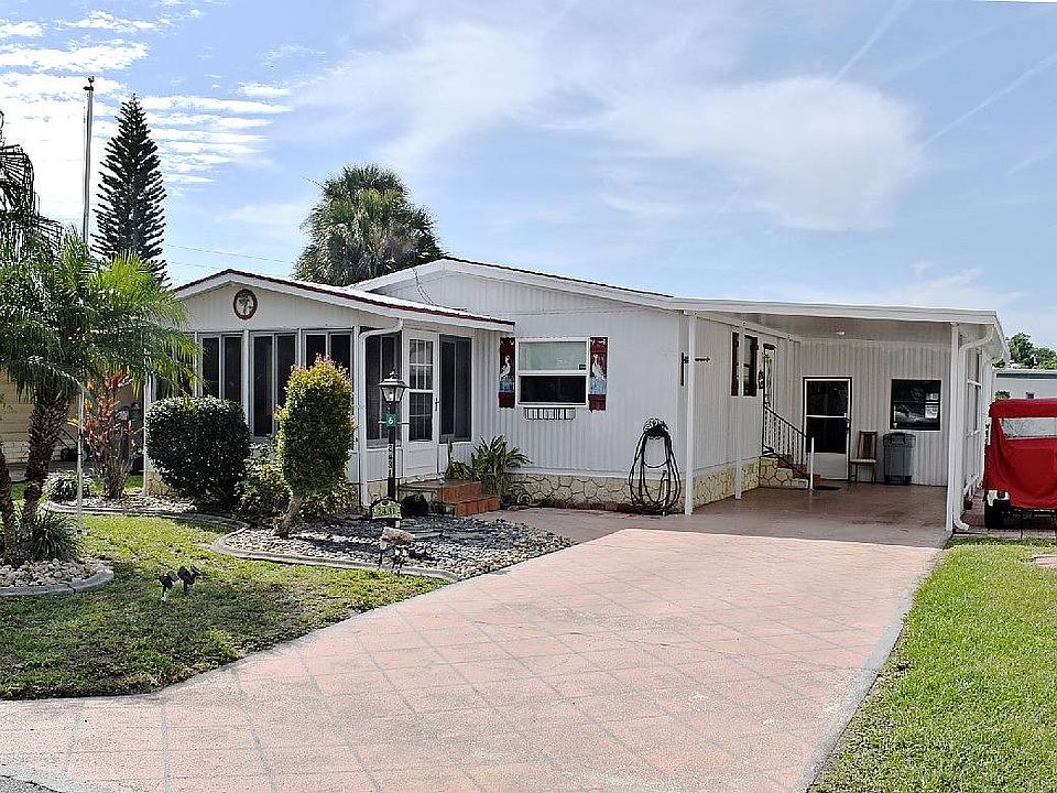 1st image of 2431 Lakeside Dr